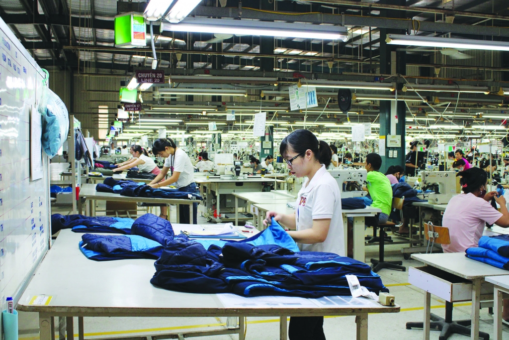 Trái với dự báo, xuất khẩu dệt may cả năm dự kiến đạt 39 tỷ USD. Ảnh: H.NỤ