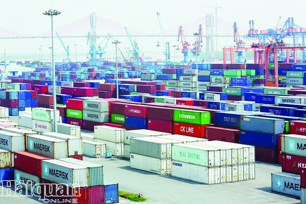 Đang thiếu sự kết nối đồng bộ giữa cảng, nhà ga, sân bay, cảng cạn… và cơ sở hạ tầng ảnh hưởng đến phát triển doanh nghiệp logistics