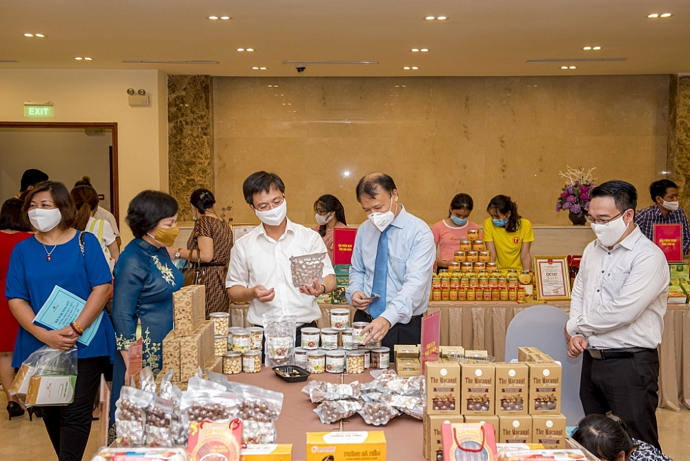 Đặc sản Việt vào siêu thị lớn, xuất Singapore, xuất Nhật