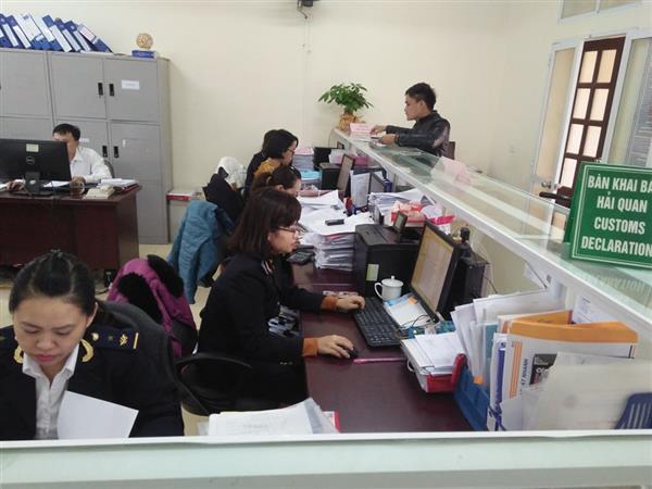  Hải quan Nghệ An: Thu ngân sách đạt 135,7% chỉ tiêu 