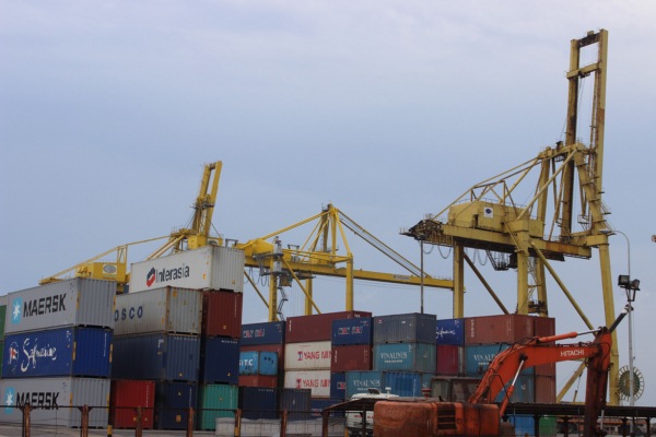 Chỉ số giao dịch thương mại qua biên giới: Thời gian và chi phí đã rút ngắn