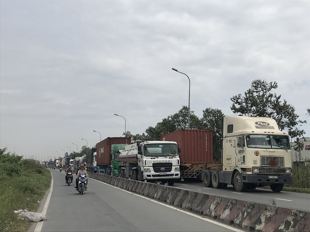 Đề án này là tạo nguồn thu cho ngân sách TPHCM để hỗ trợ đầu tư, nâng cấp hạ tầng giao thông, kết nối cảng biển trên thành phố và bắt đầu thu phí cảng biển từ ngày 1/7/2021 Ảnh: Thu Hòa