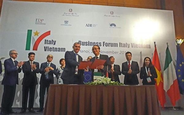 Hải quan Việt Nam và ICHAM ký kết thỏa thuận trao đổi thông tin