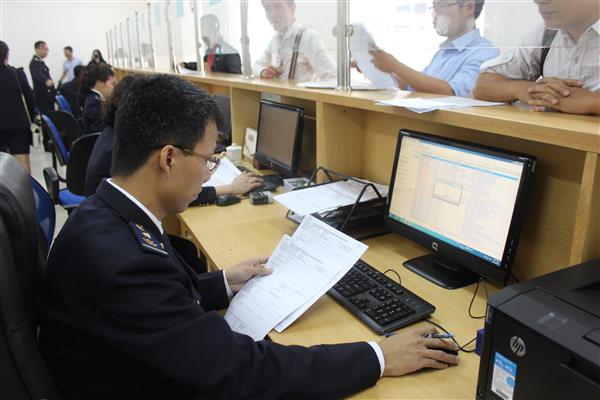 DN đã hợp tác với Hải quan Chuyển phát nhanh (Hà Nội) giải quyết khúc mắc