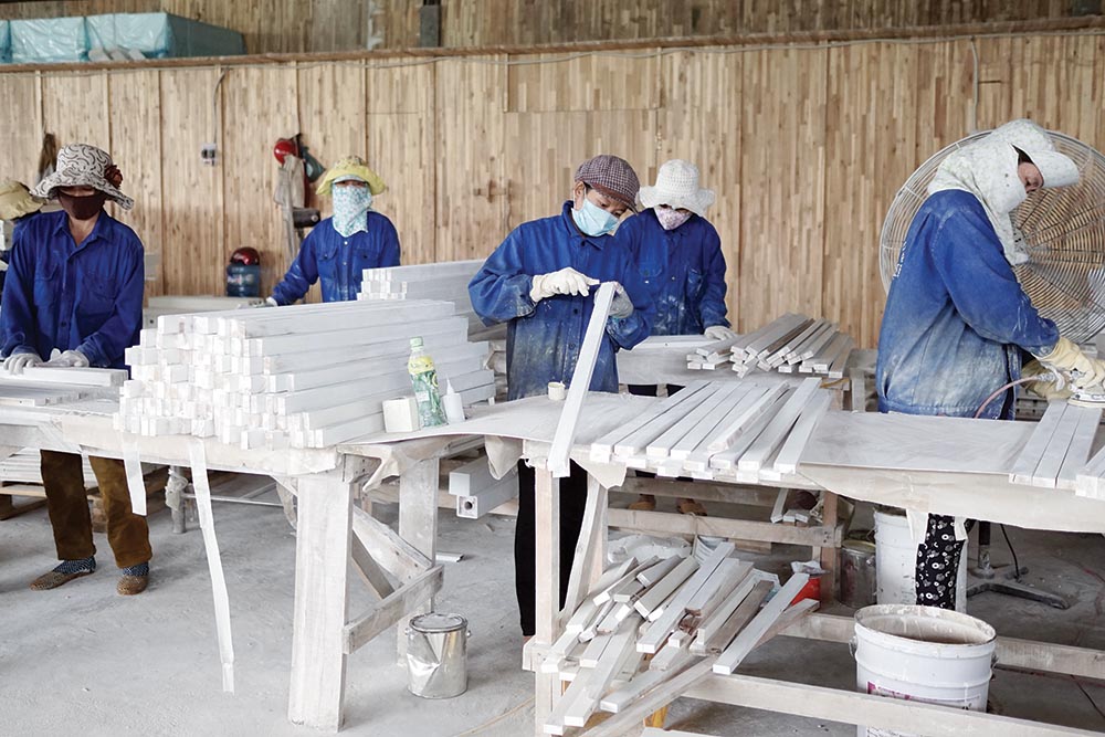 Điểm danh ngành hàng gồm gỗ và các sản phẩm từ gỗ là một trong những mặt hàng có nhiều dư địa tăng xuất khẩu sang Anh. Ảnh: Đức Thanh