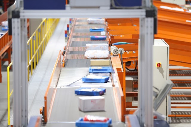 Hiện thực hóa chiến lược nâng cao hiệu quả logistics. Kho hàng Lazada tất bật những ngày lễ hội mua sắm