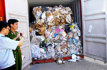 Phế liệu nhập khẩu là rác thải tại các cảng biển